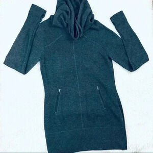 Akini Grey Heathered Gray Wool Blend Funnel Neck Drawstring Lon Sweater Size M